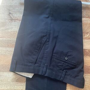 Haggar Iron-Free Premium Khaki™ Slim/Straight Fit Flat-Front dress Pants Black